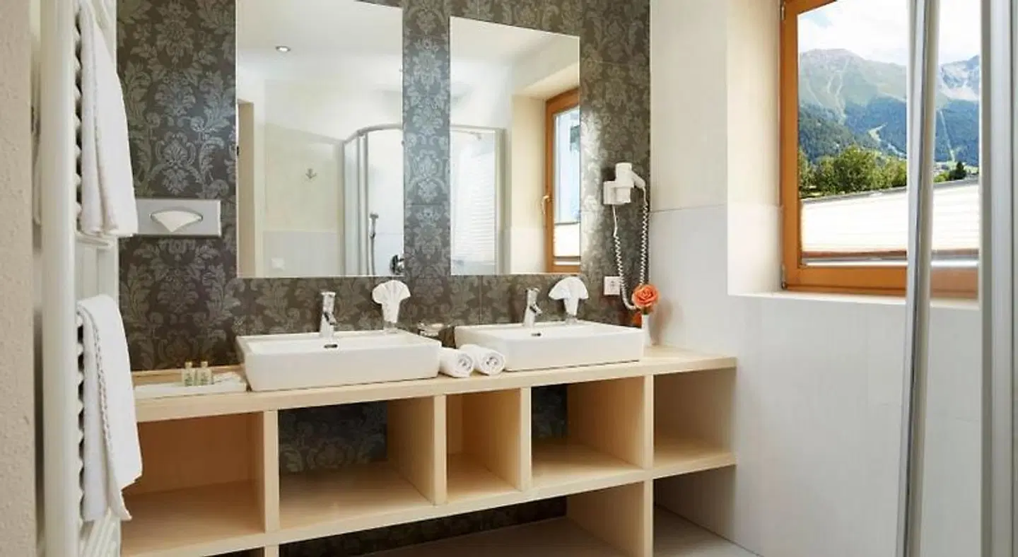 Alpine Resort Goies Superior Badezimmer