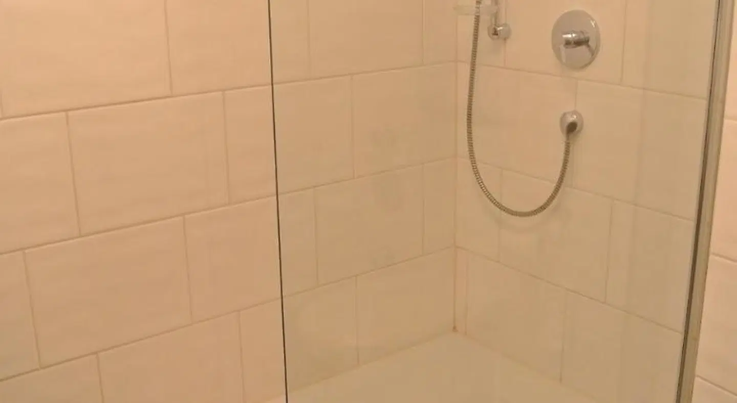 Sektstuuf St. Laurentius Badezimmer