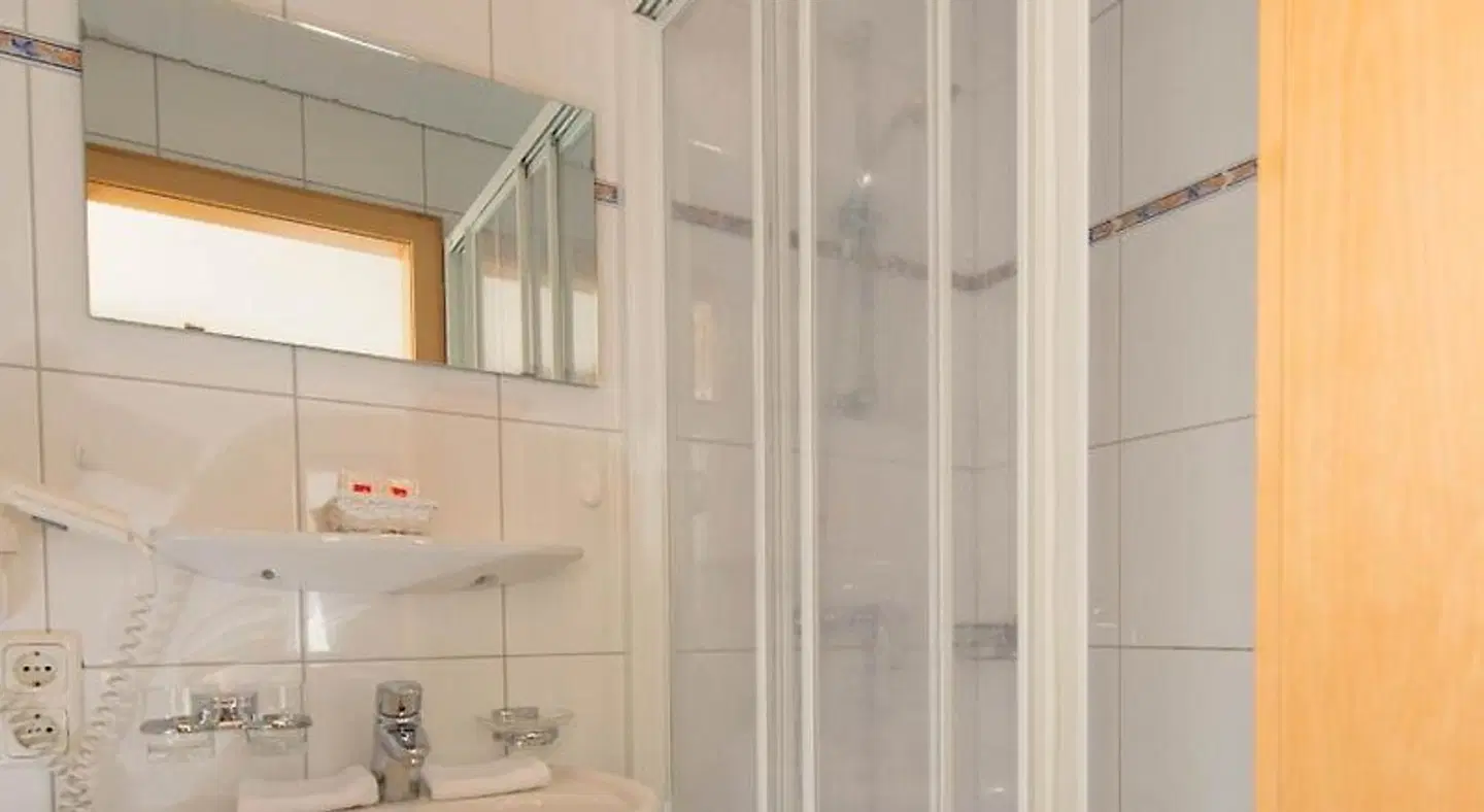 Haus Furka Badezimmer