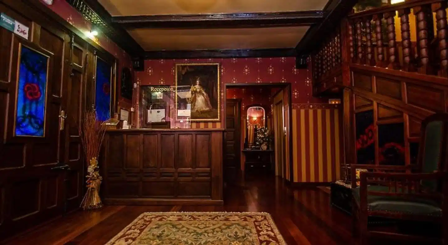 Hotel Palacete Real Lobby