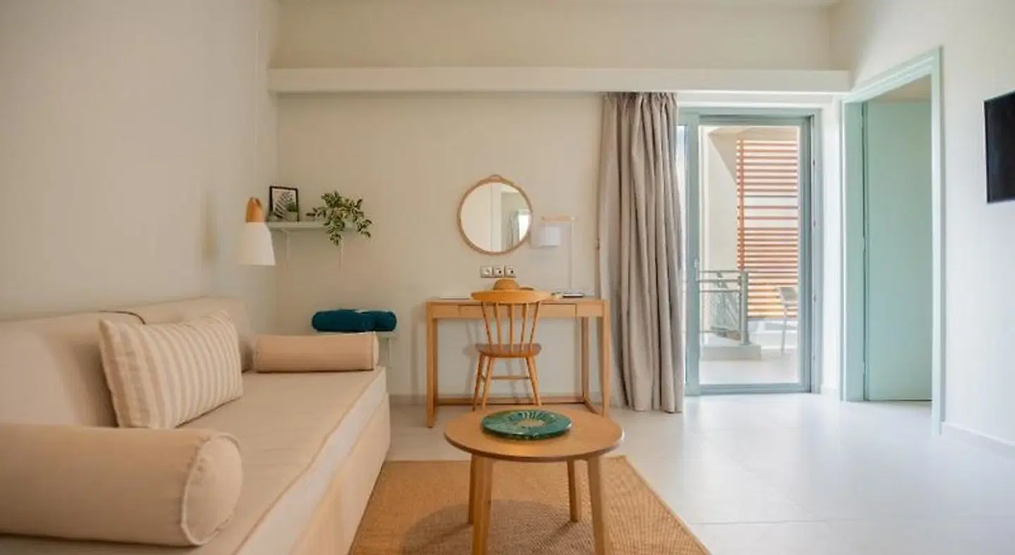 Callisto Seaside Homes & Suites ROOM_EXAMPLE