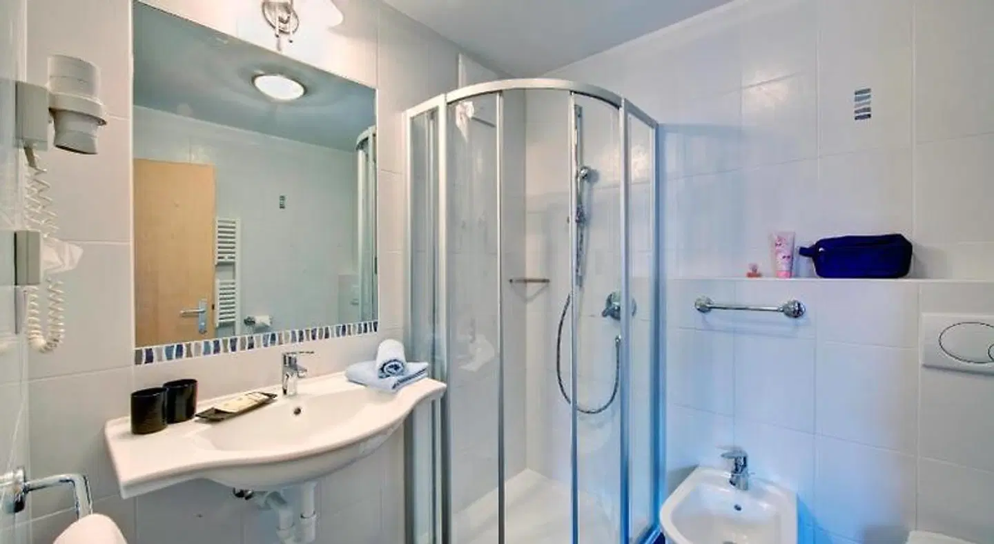 Parkhotel Plauserhof Badezimmer