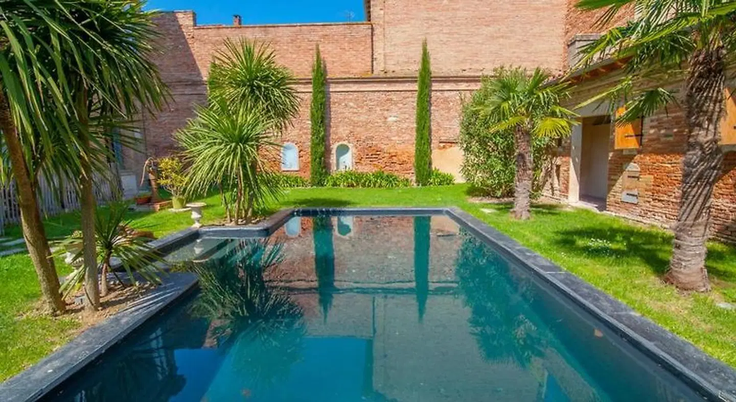 La Maison des Lumieres OUTDOOR_POOL