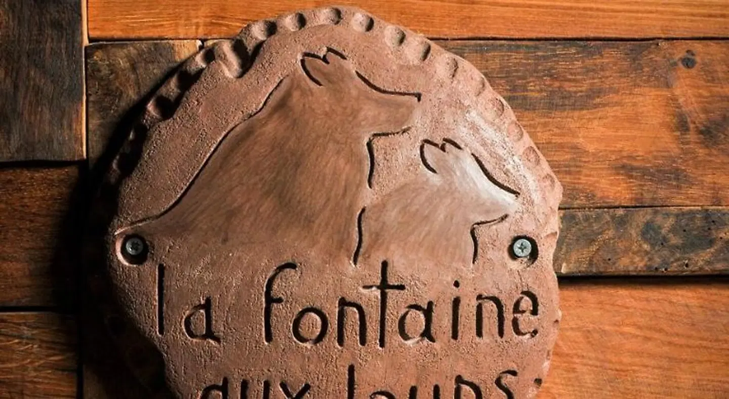 La fontaine aux loups Tiere