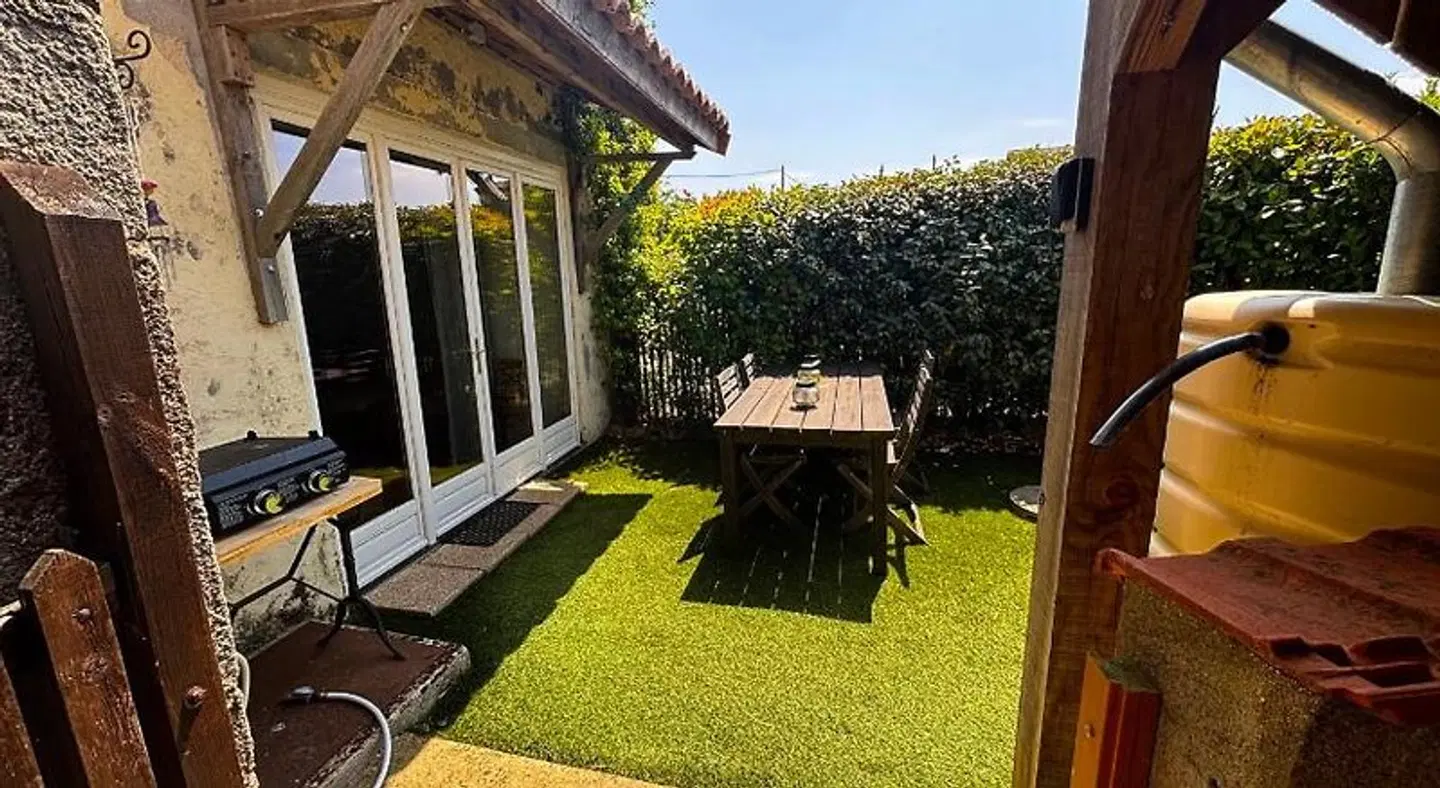 A l'Ombre Du Marronnier Garten