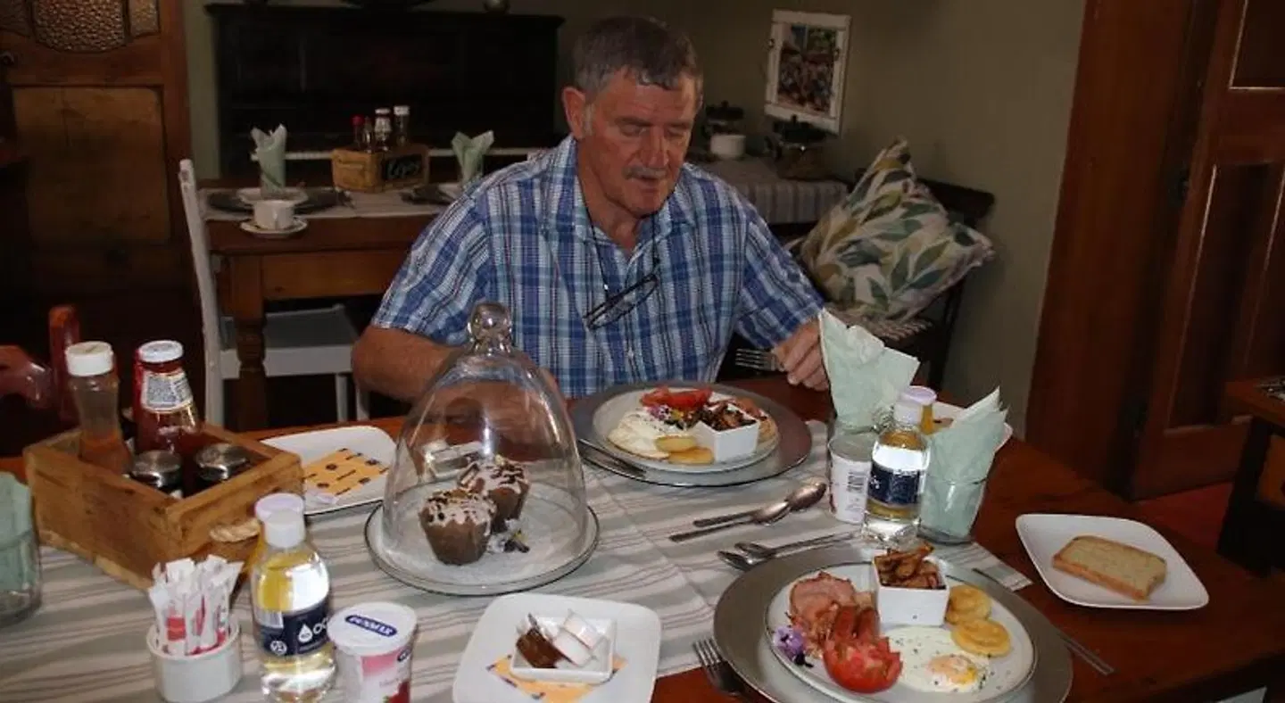 Top House Bed and Breakfast PEOPLE