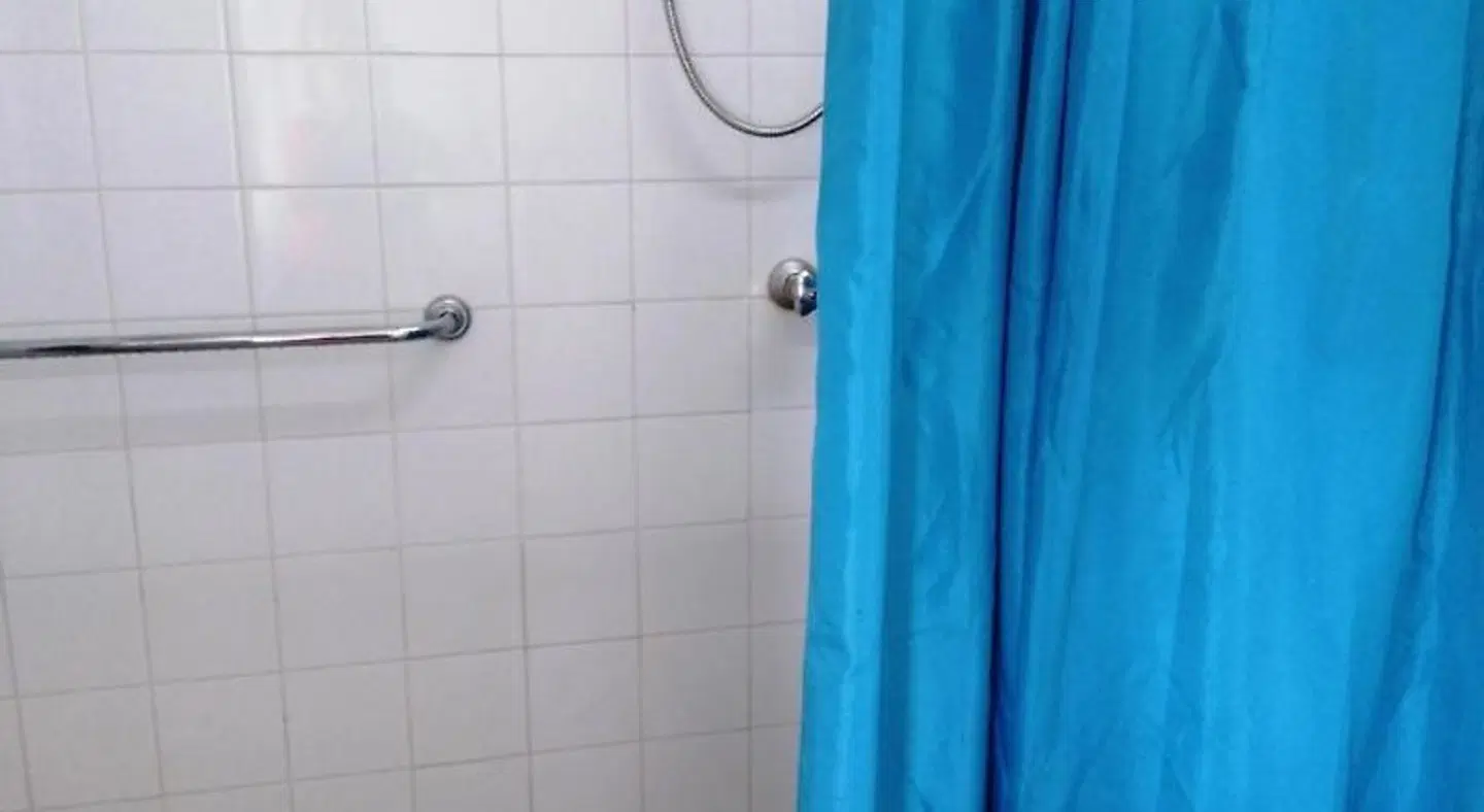 HI Almograve - Pousada de Juventude Badezimmer