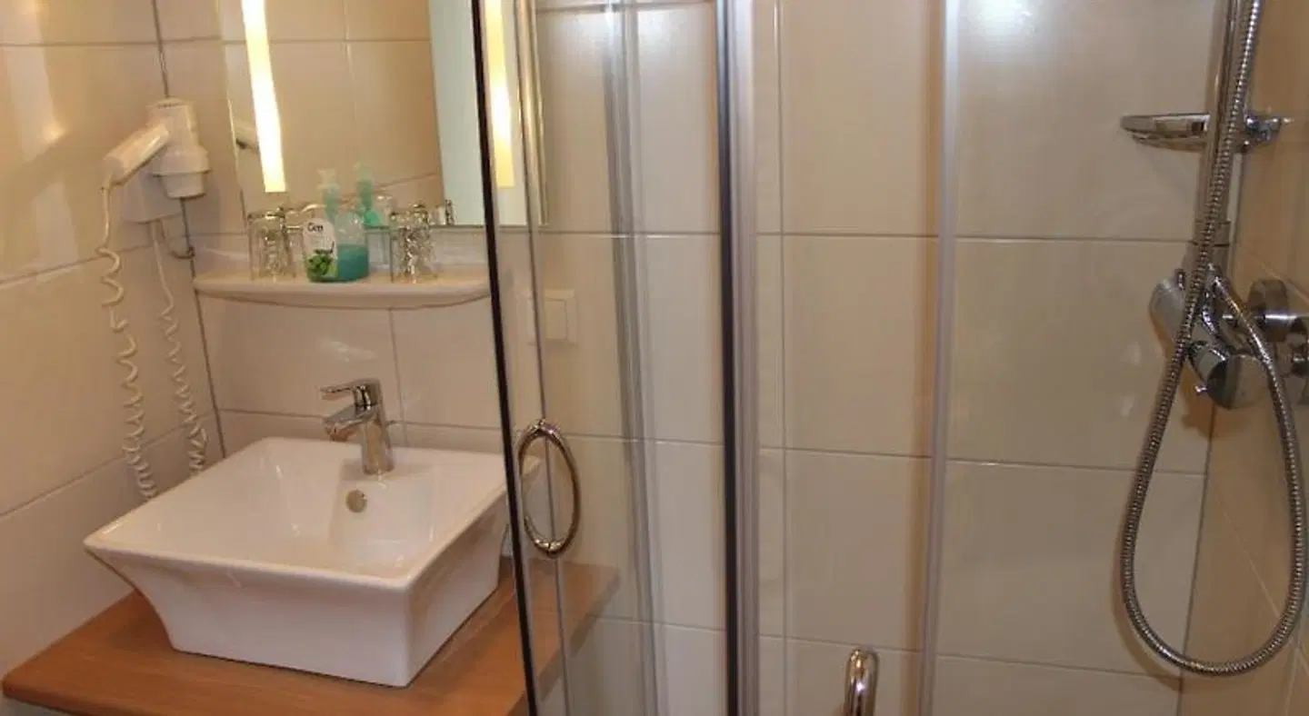 Krakolinig Badezimmer