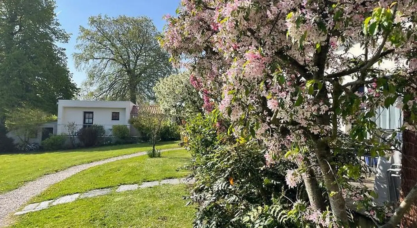 B&B Le Clos du miroir Garten