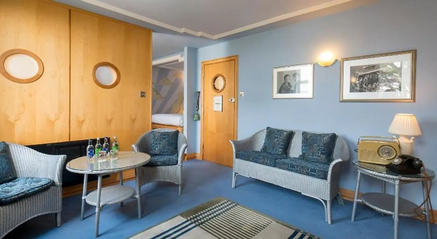 Burgh Island Hotel LOUNGE_LOBBY