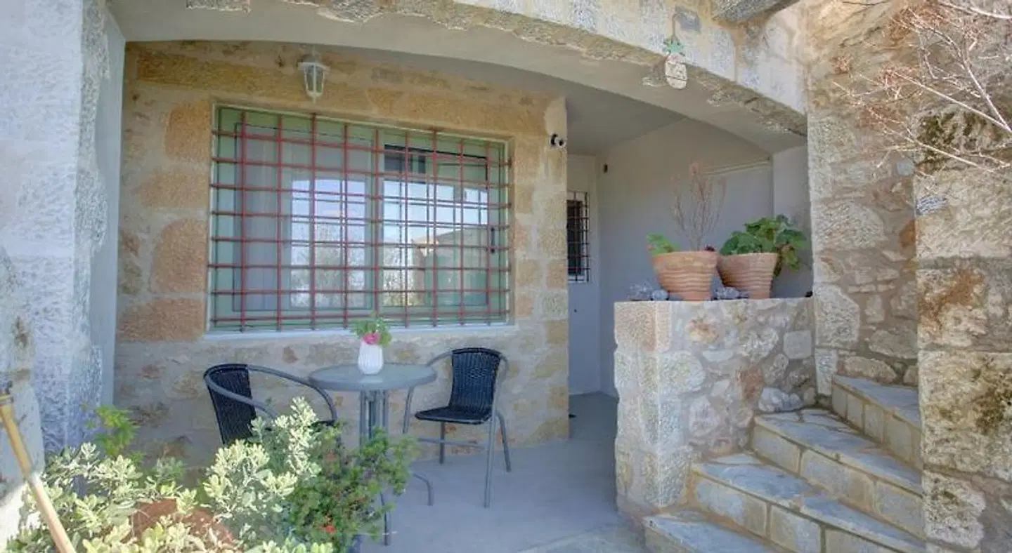 Mani Stone Towers Restaurant