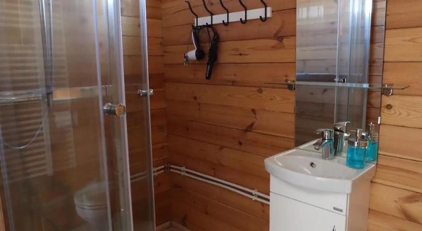 Dalahyttur Badezimmer