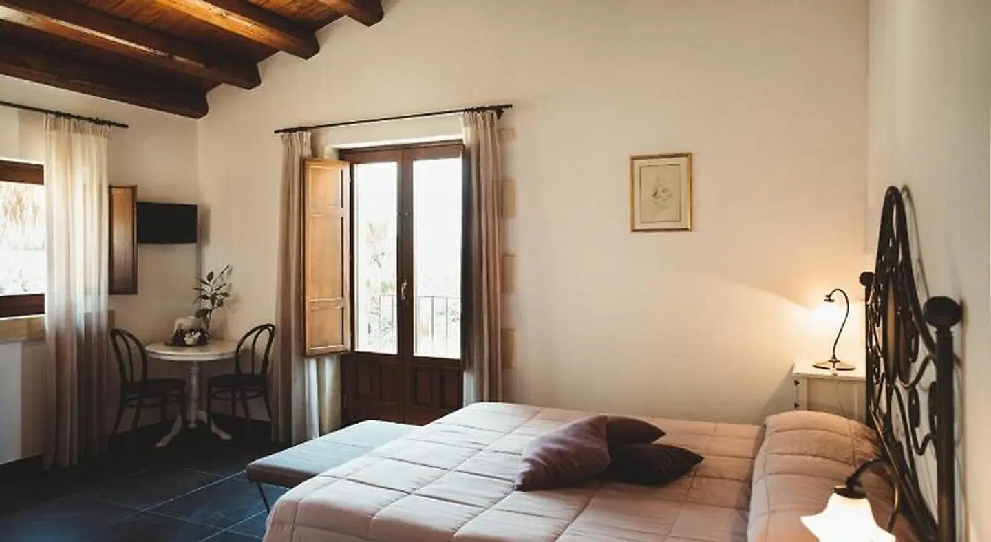 Silva Suri ROOM_EXAMPLE