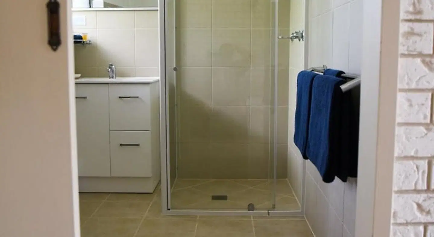 Culcairn Motor Inn Badezimmer