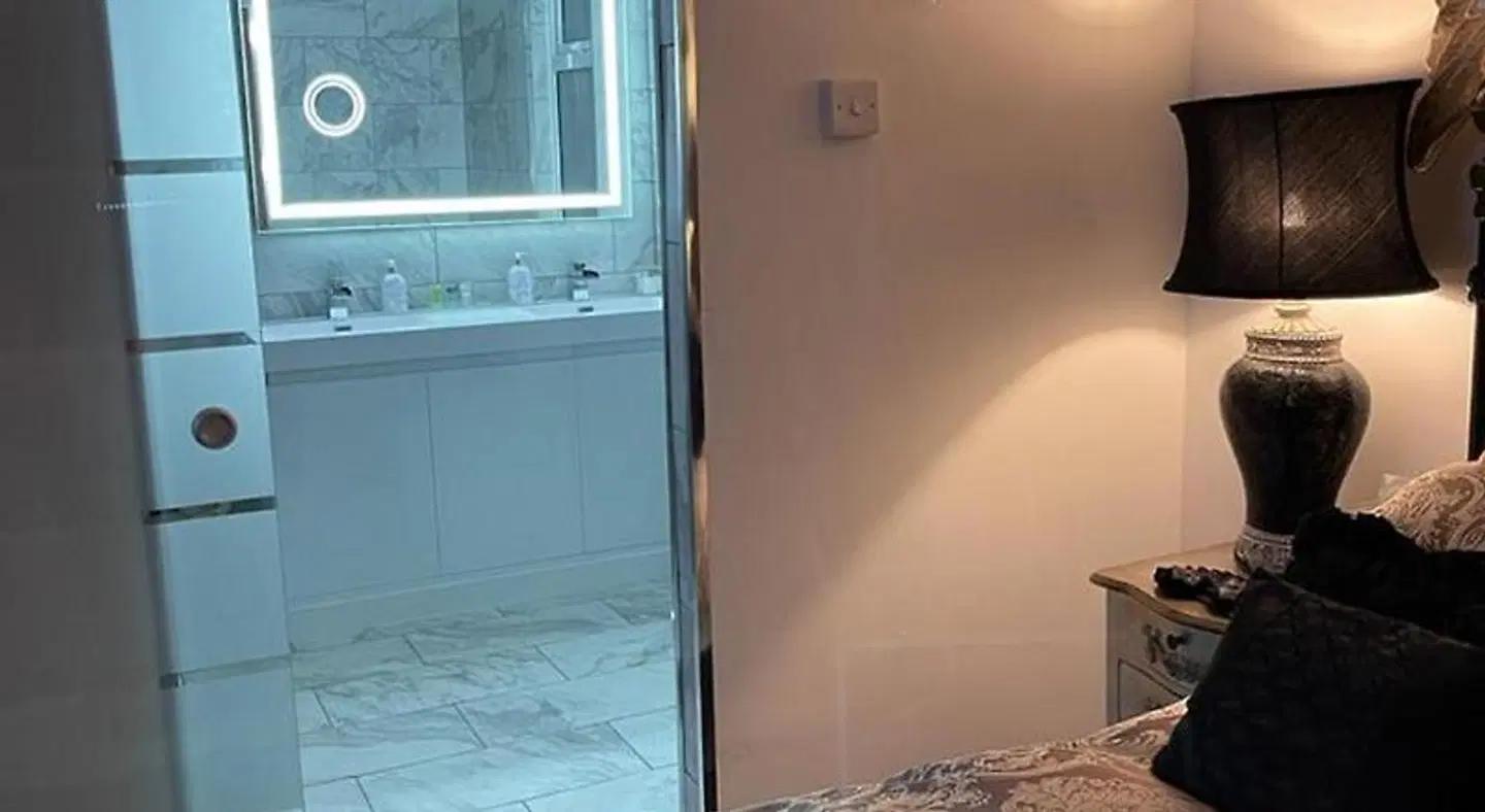 Olivia House ROOM_EXAMPLE