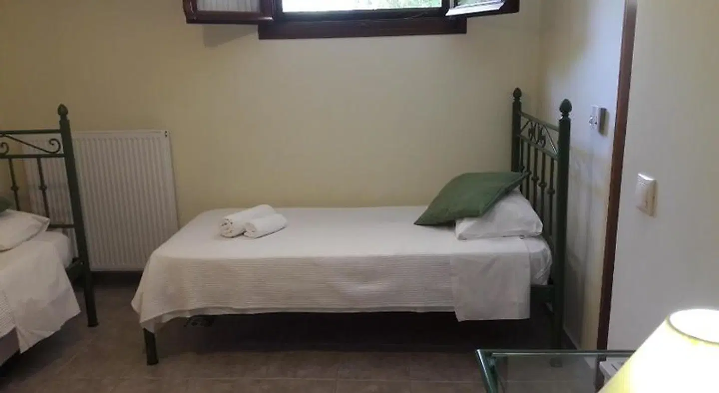 Karantonis House ROOM_EXAMPLE