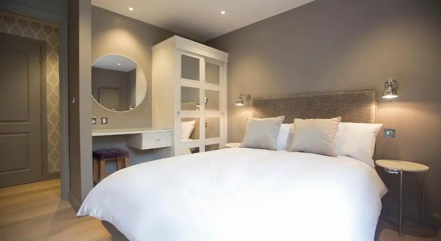 No 8 Waterloo Street ROOM_EXAMPLE