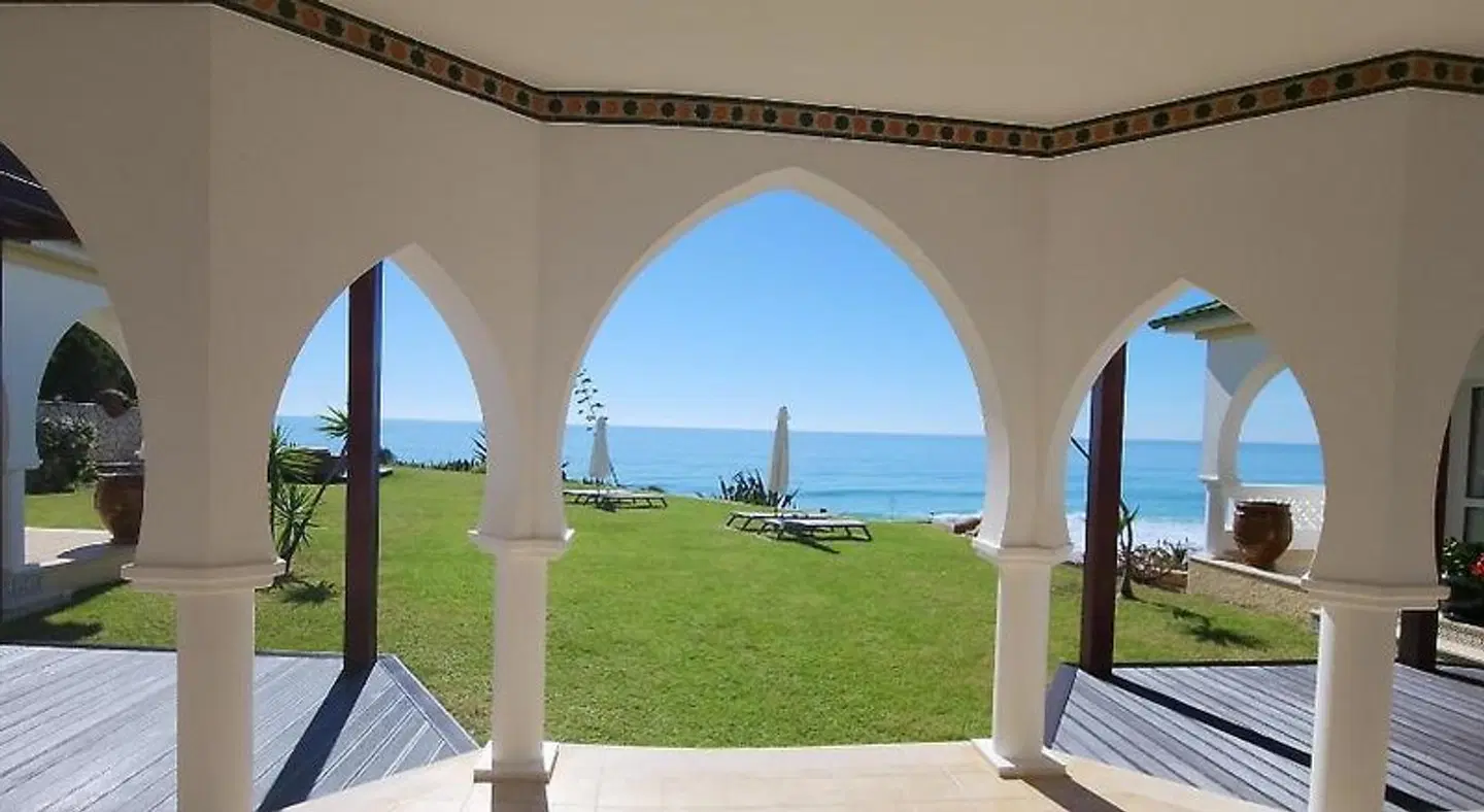 Villa Esmeralda HEALTH_BEAUTY