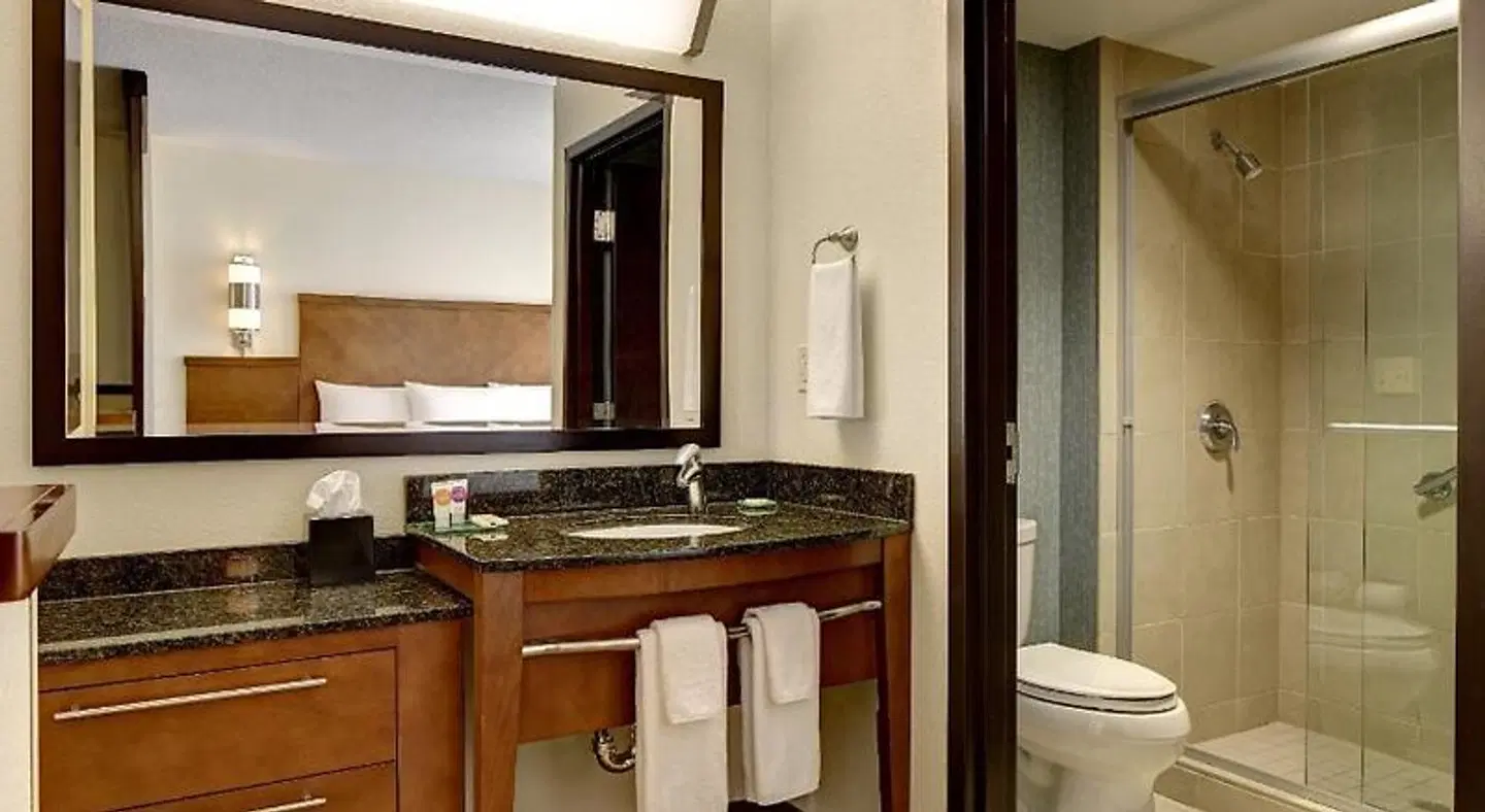 Sonesta Select Austin North Badezimmer