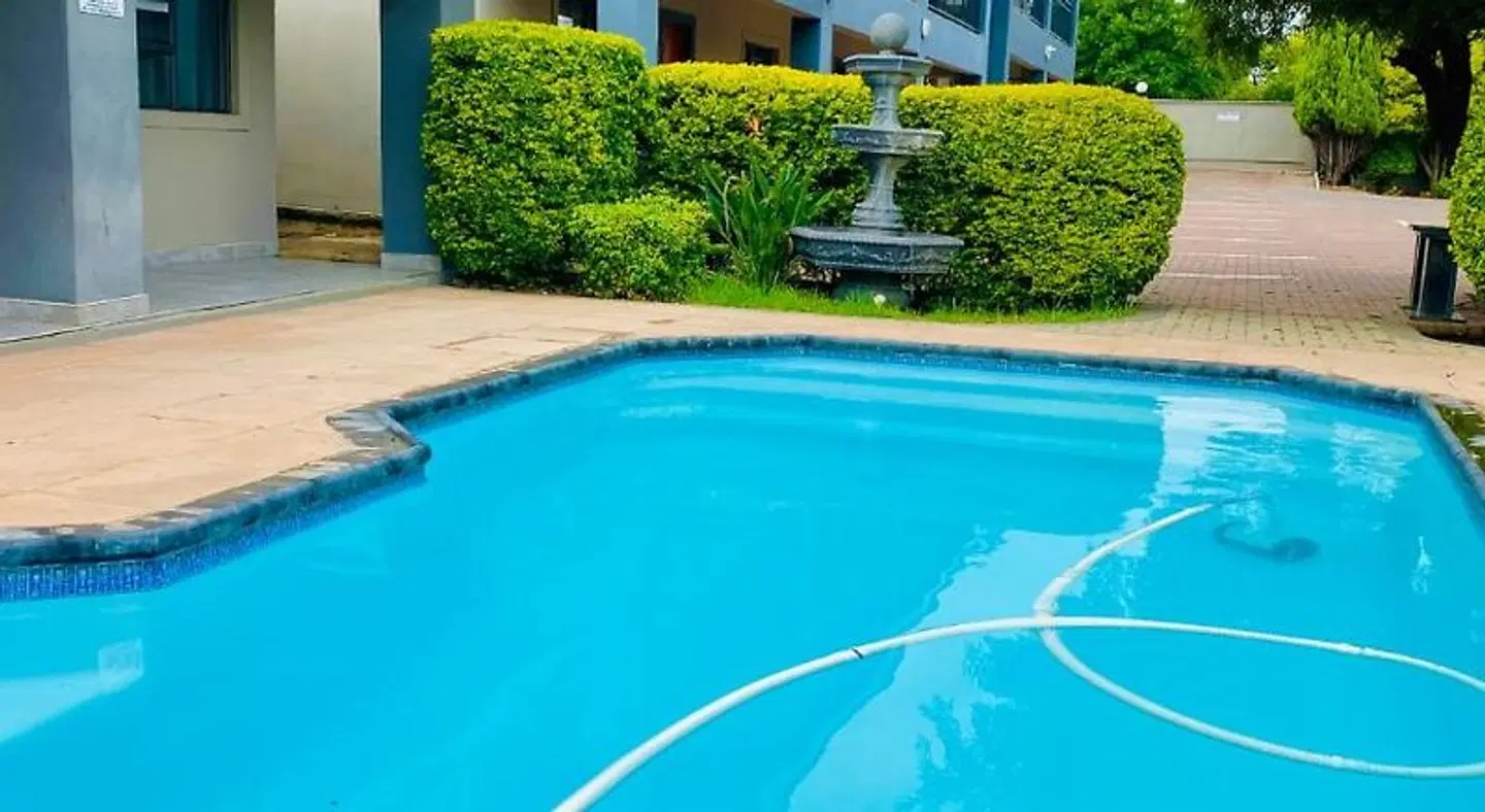 Zamambongi Guest House OUTDOOR_POOL