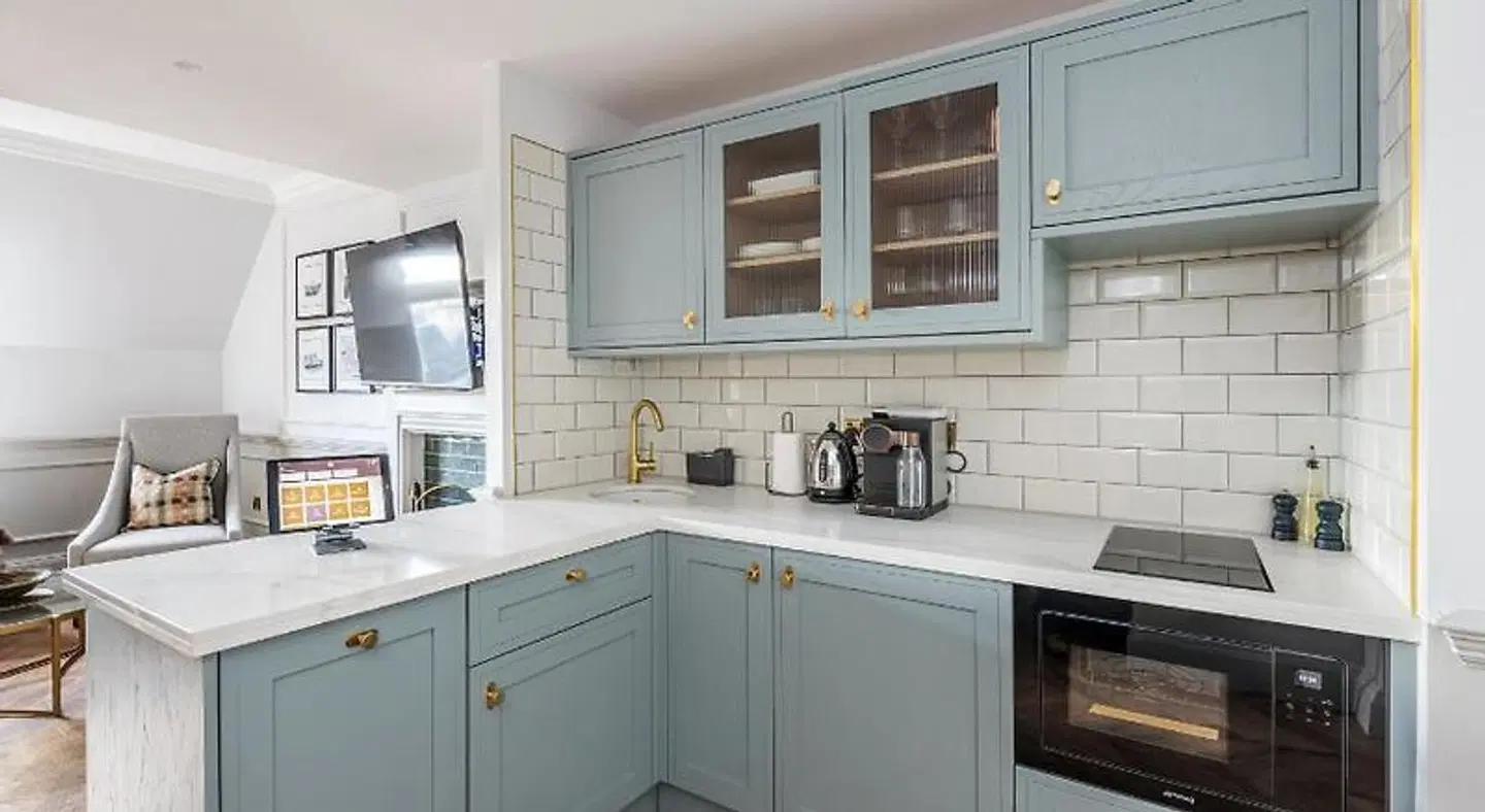 RIGH Residences ROOM_EXAMPLE