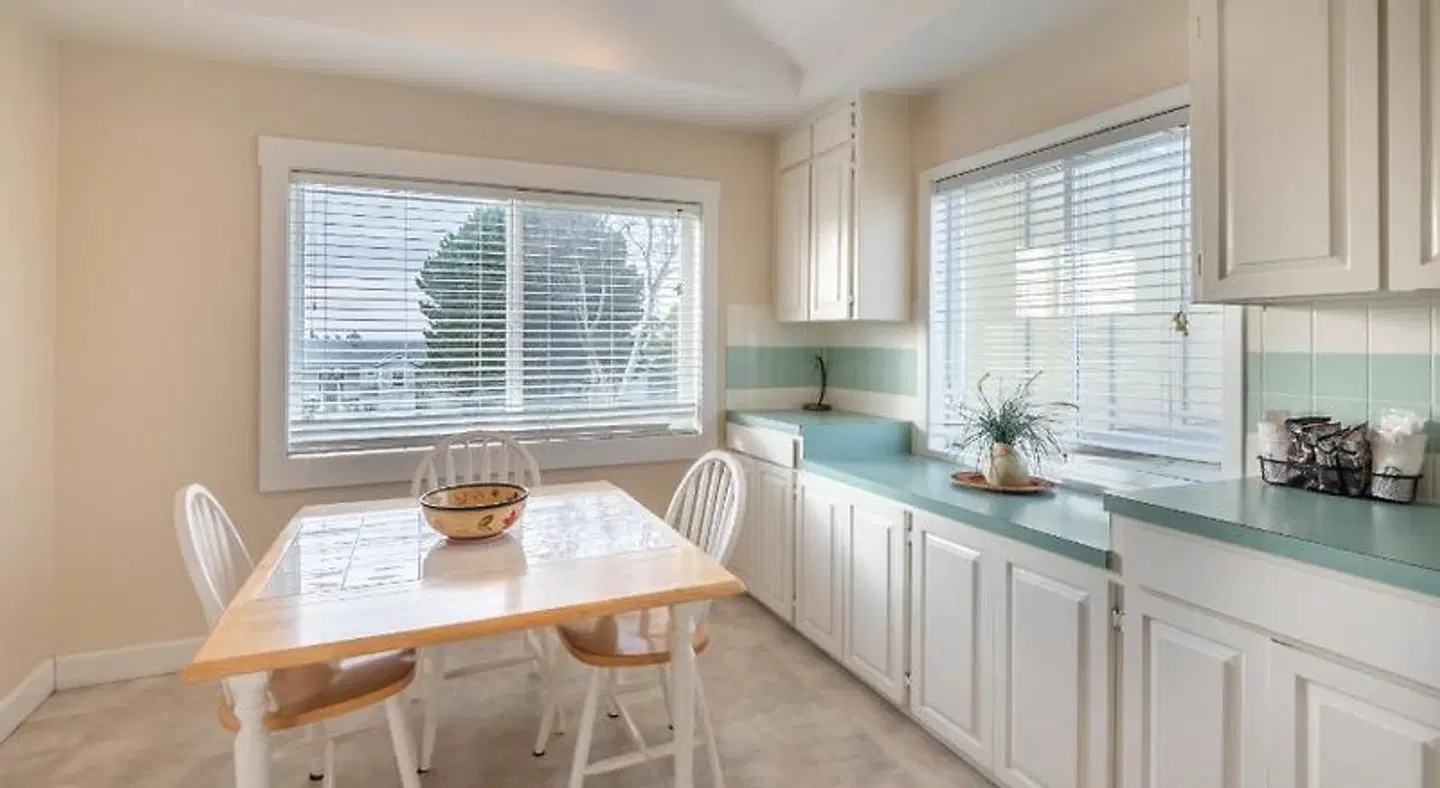 Pacific Reef Hotel Restaurant