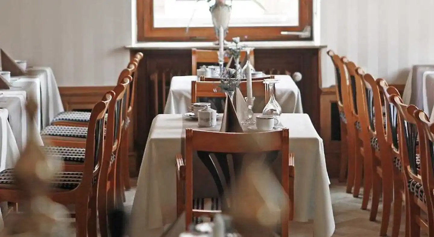 Villa Roos Restaurant