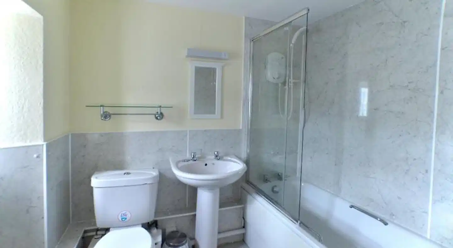 Auld Cross Keys Inn Badezimmer