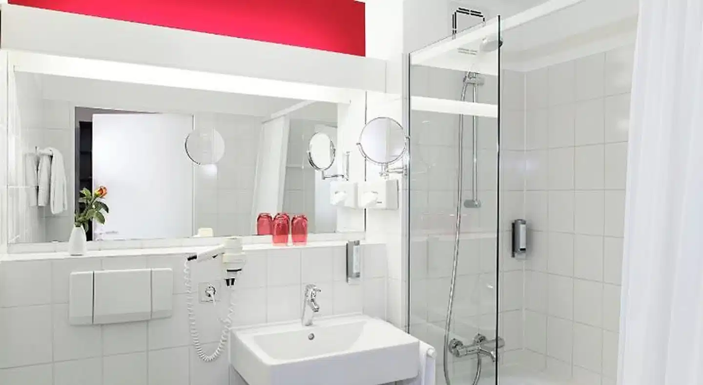 Victor's Residenz-Hotel München Badezimmer