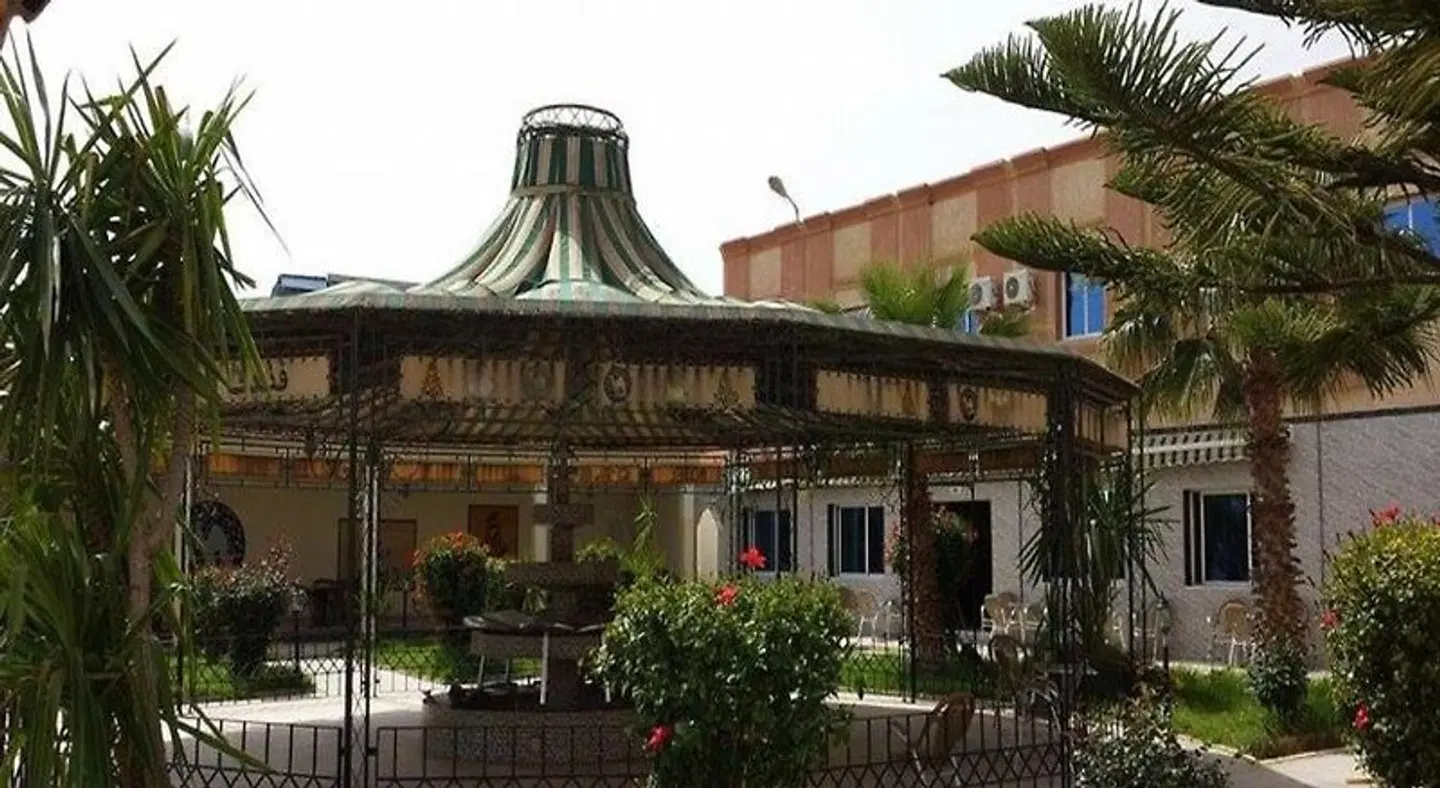 Motel Paris Dakar EXTERIOR