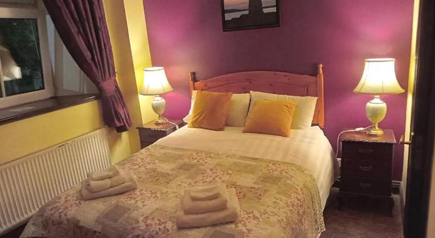 Buggle's Pub and Accommodation ROOM_EXAMPLE