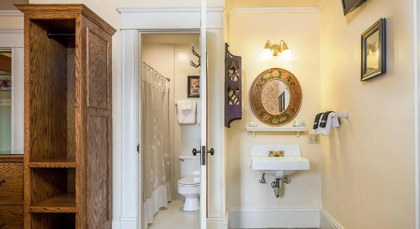 Abigails Bed & Breakfast Inn Badezimmer