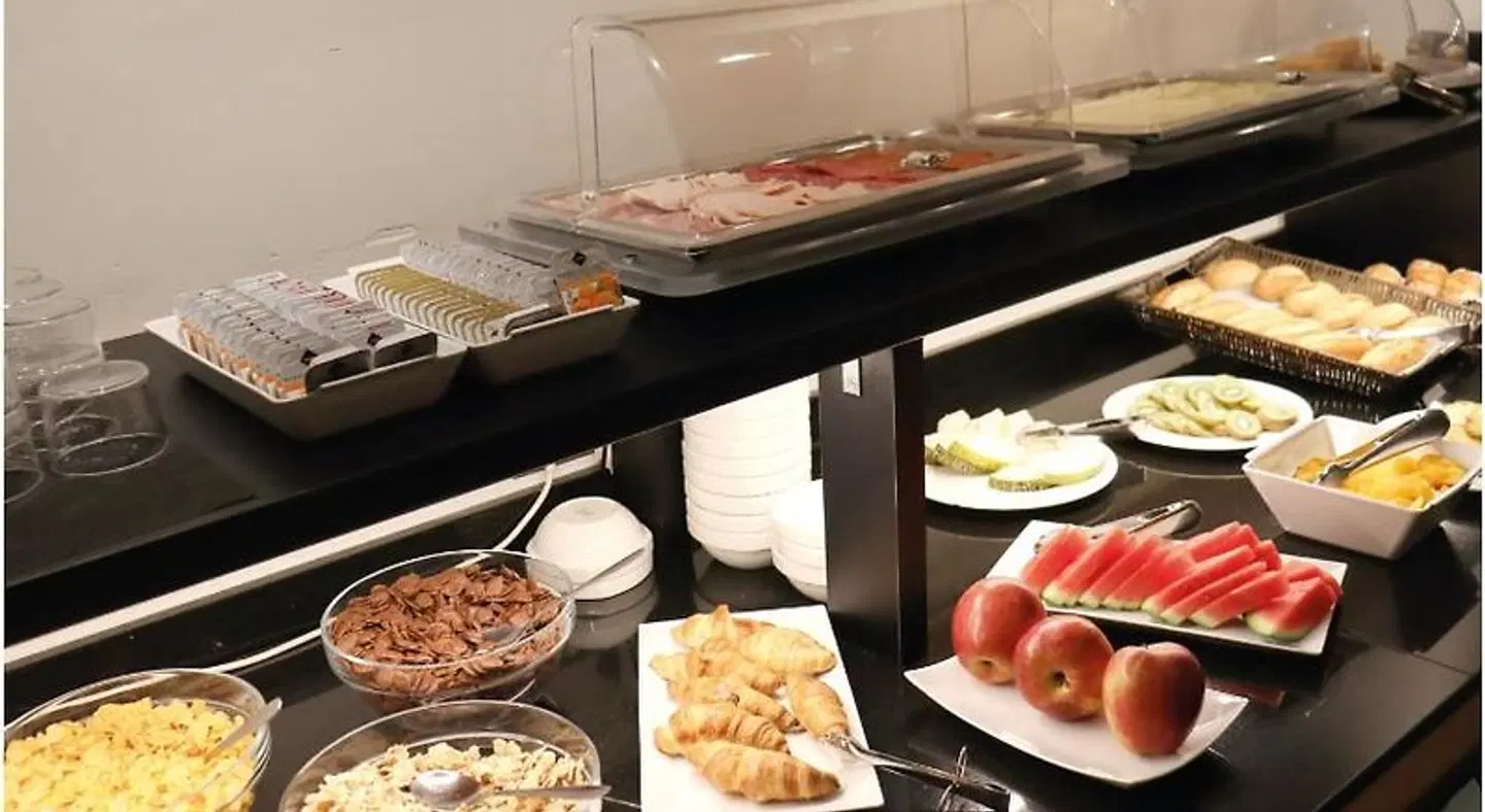 Onix Liceo Restaurant