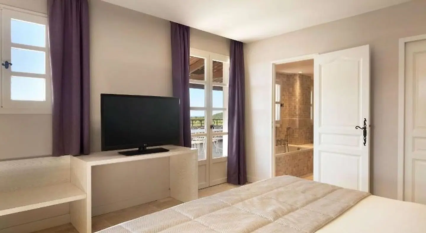 Le Frégate Provence ROOM_EXAMPLE