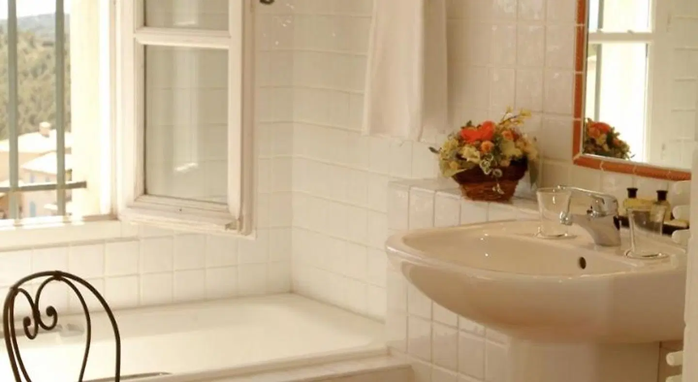 Le Frégate Provence Badezimmer