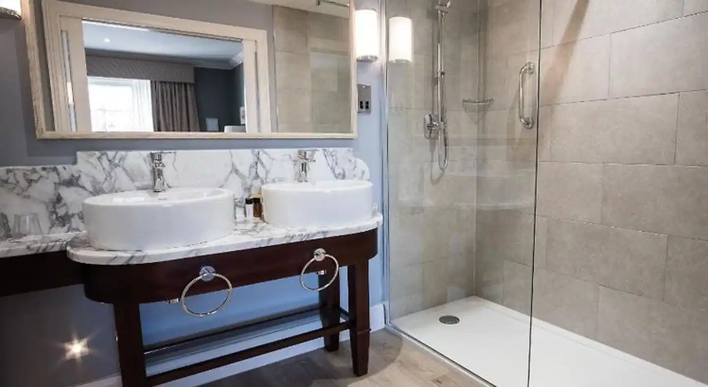 The Beverley Arms Hotel Badezimmer