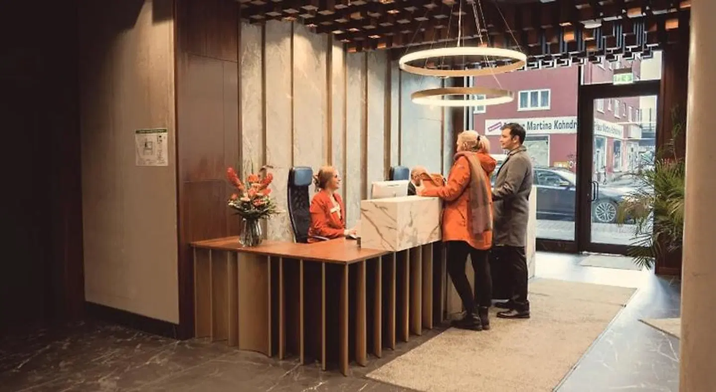Bellman Hotel Bar