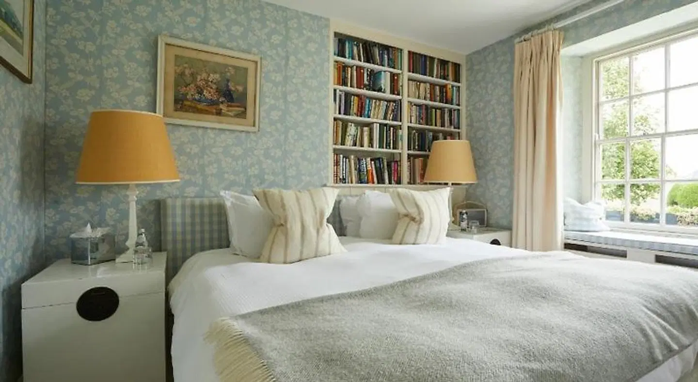 The Kingham Plough ROOM_EXAMPLE