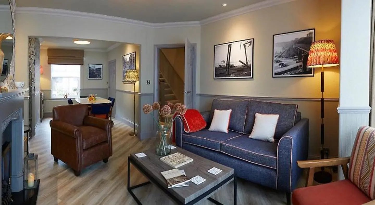 The Plough LOUNGE_LOBBY