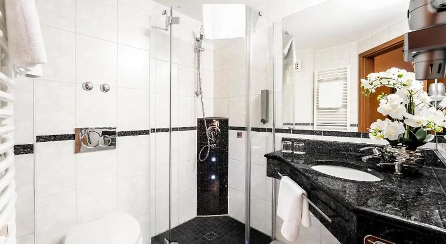 PLAZA INN Heilbronn Badezimmer