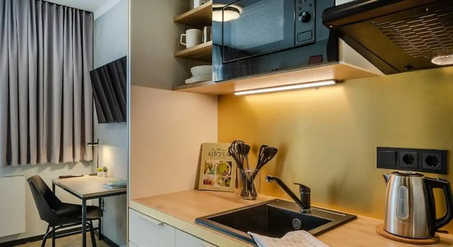 The Base Berlin ONE Sport und Entertainment