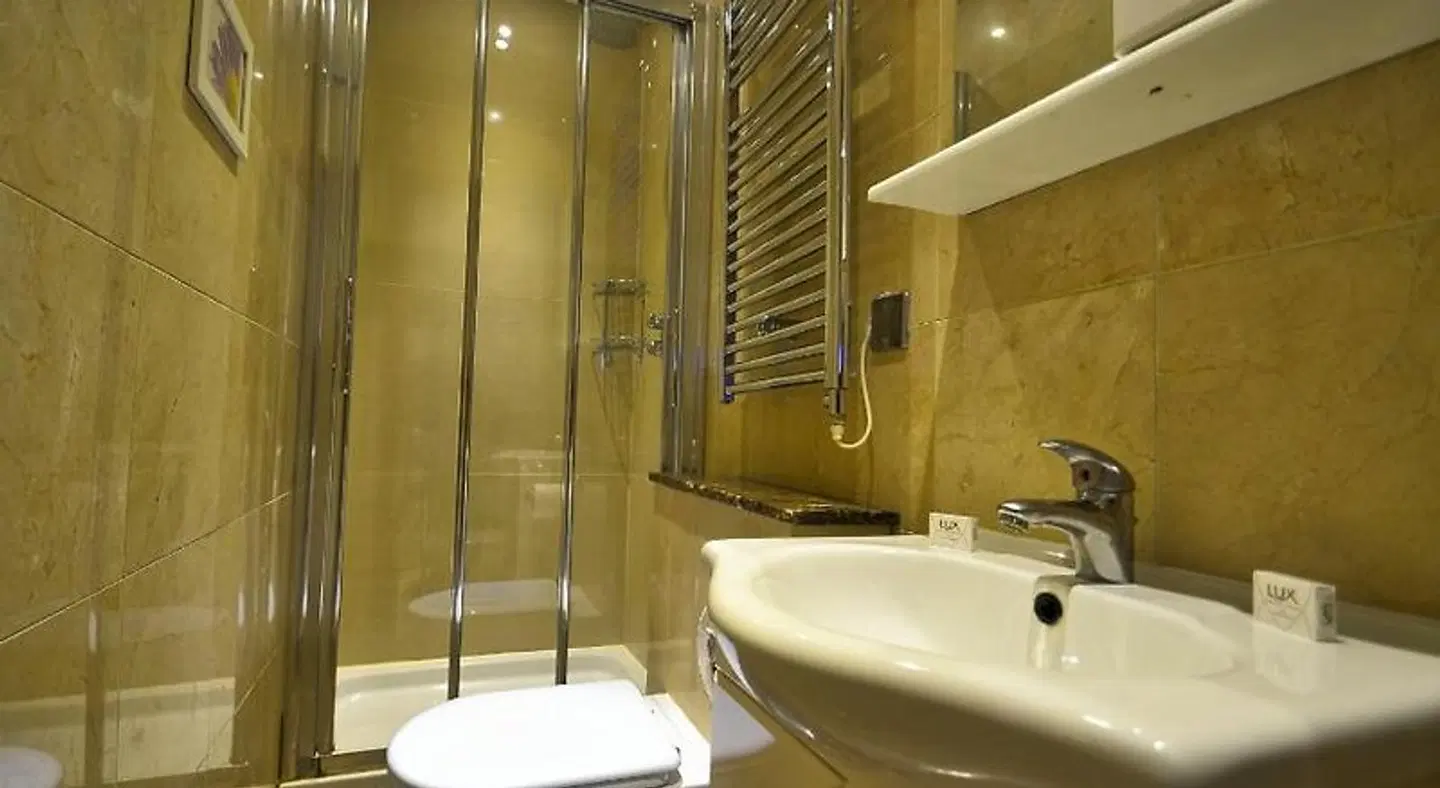Hyde Park Apartments Badezimmer