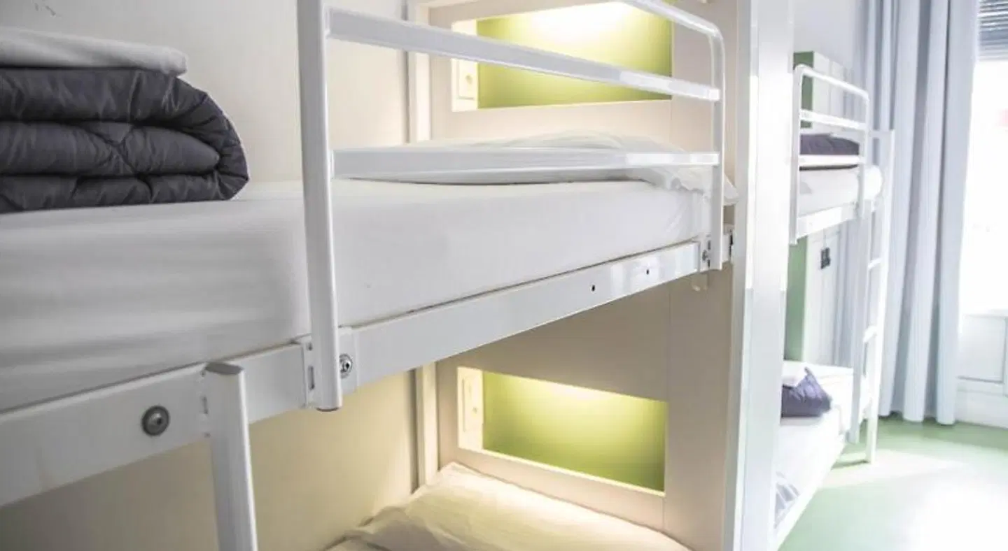 Sant Jordi Hostel Rock Palace Badezimmer