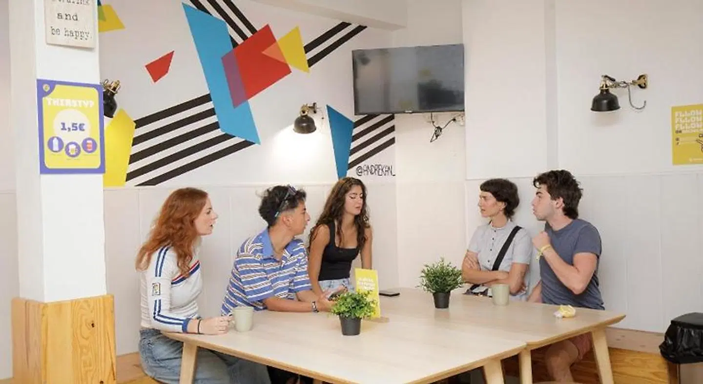 Hostel One Sants PEOPLE