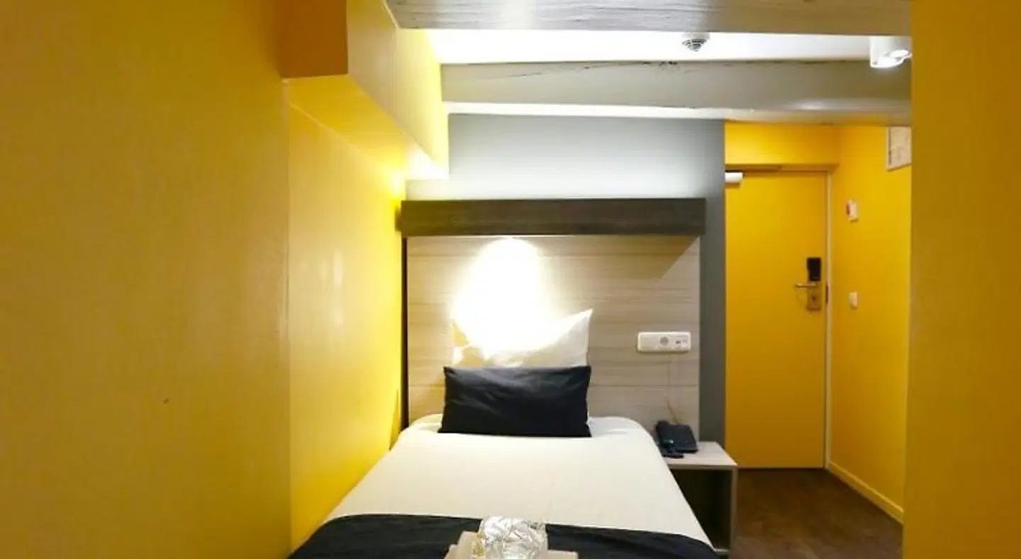 City ROOM_EXAMPLE
