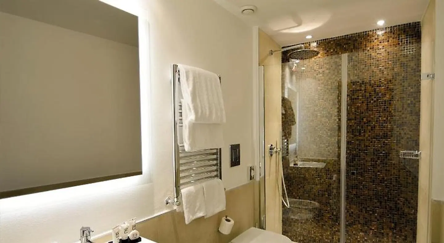Quirinale Luxury Rooms Badezimmer