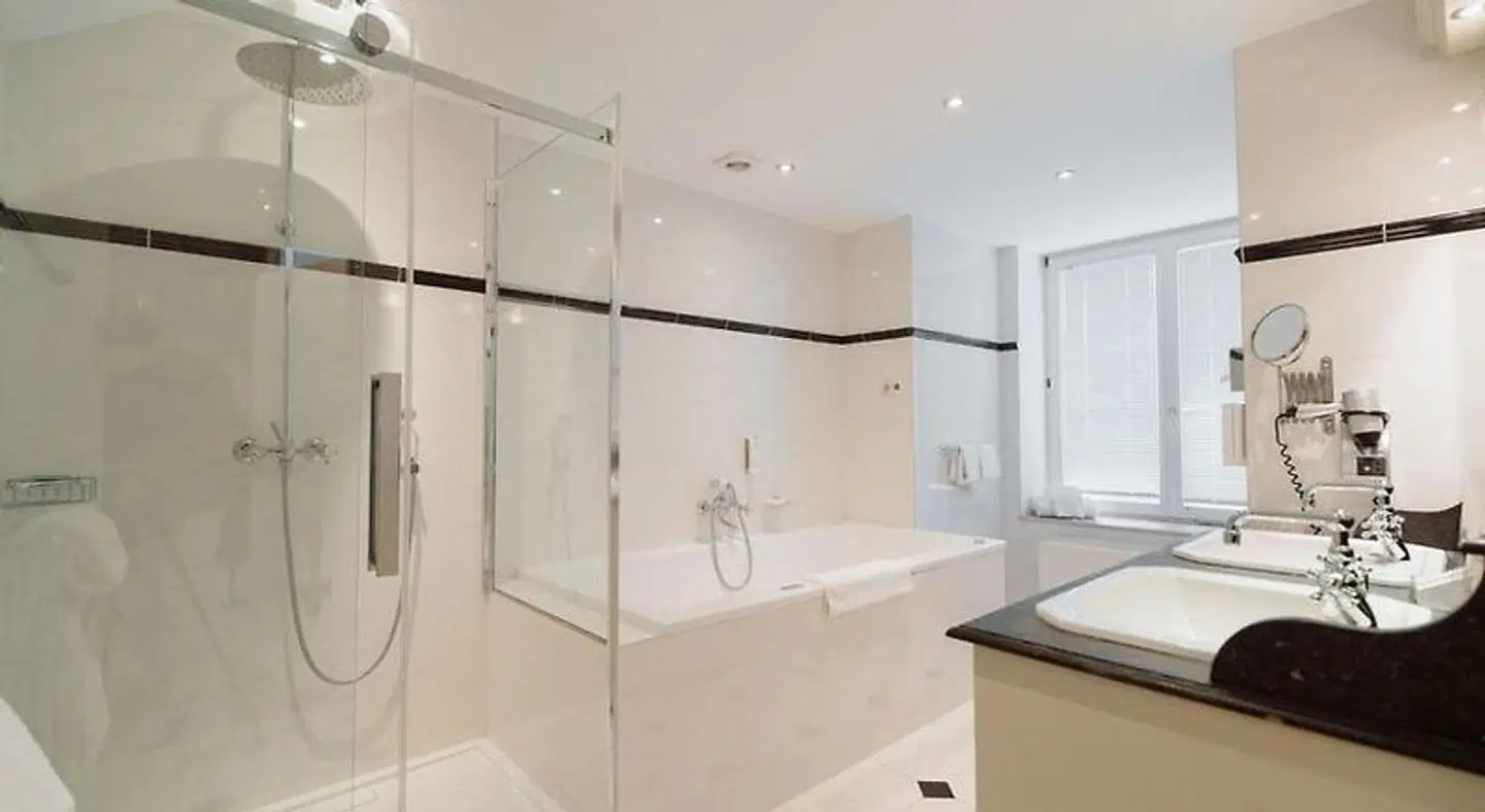 Best Western Plus Park Hotel Brussels Badezimmer
