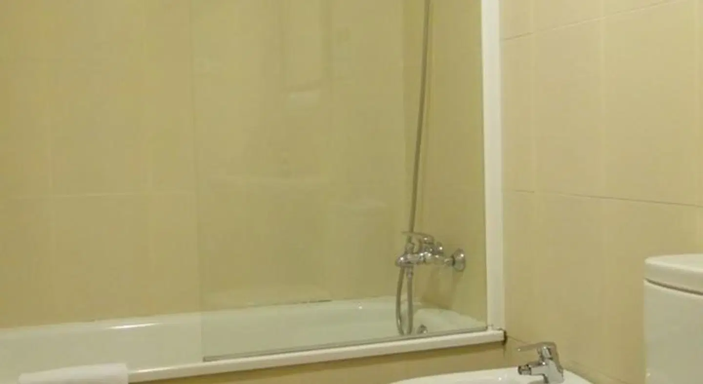 Oasis Backpackers' Hostel Malaga Badezimmer