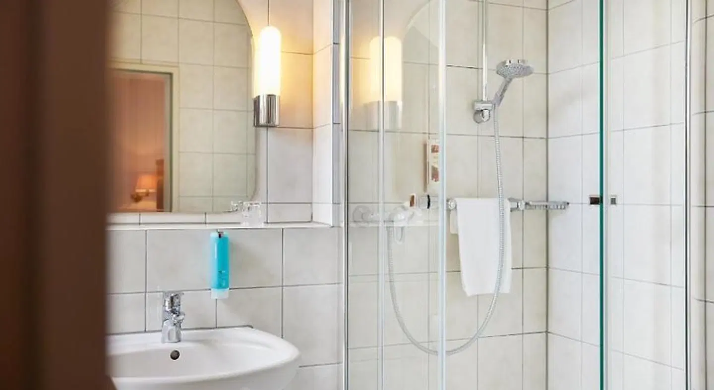 Zum Schiff Badezimmer