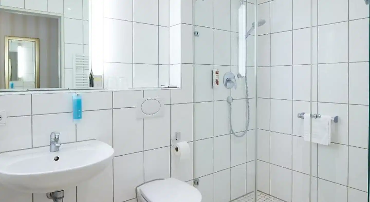 Zum Schiff Badezimmer